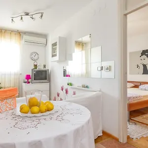 Magnolia Apartment Split